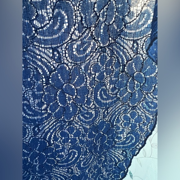Beautiful blue laced shirley kimono by Lularoe NWOT - Picture 2 of 4